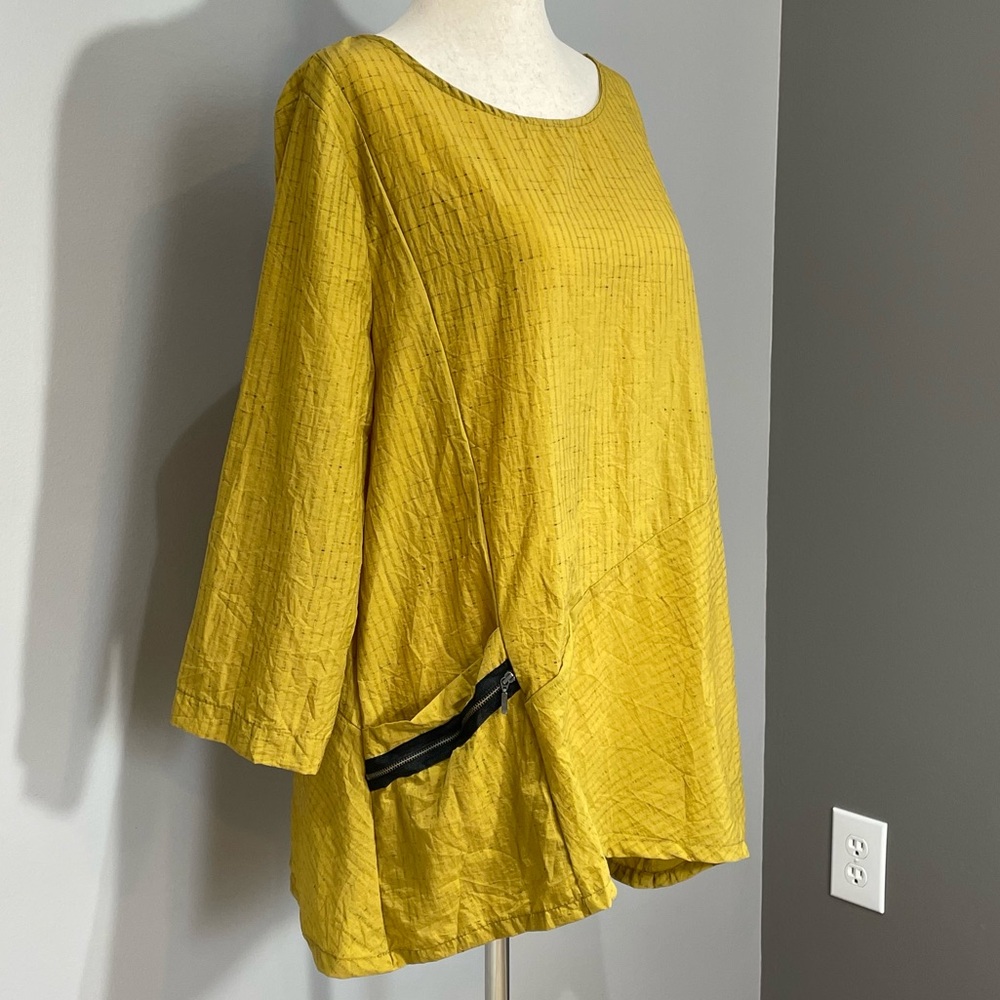 Chalet et ceci Lagenlook Blouse XS Mustard Yellow Oversized Boxy Crunch Look